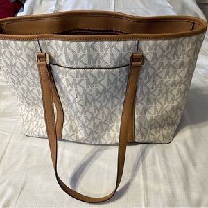 Michael Kors Bag/large purse.
